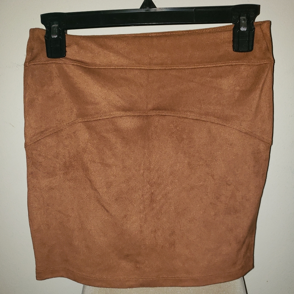 Express womans suede skirt